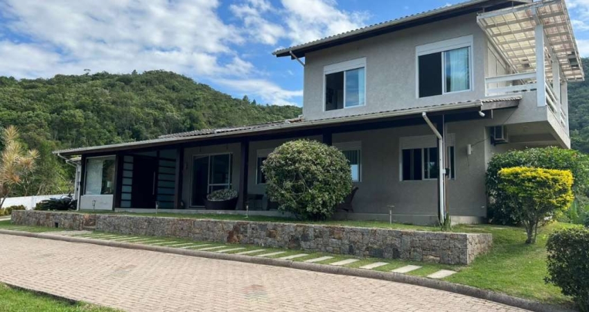 Casa com 4 quartos à venda no Tijuquinhas (Guaporanga), Biguaçu 