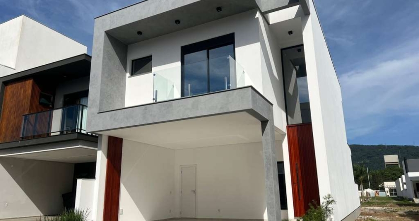 Casa em condomínio fechado com 3 quartos à venda em Deltaville, Biguaçu 