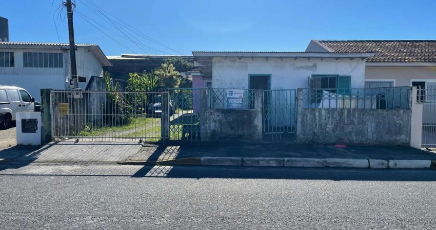 Casa com 2 quartos à venda na Praia João Rosa, Biguaçu 