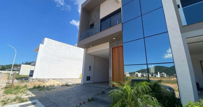 Casa em condomínio fechado com 3 quartos para alugar em Deltaville, Biguaçu 