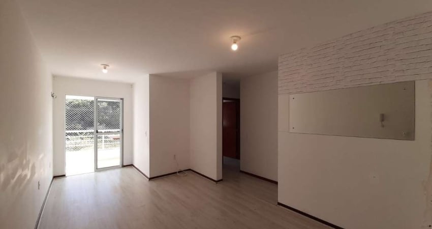 Apartamento com 2 quartos para alugar em Fundos, Biguaçu 
