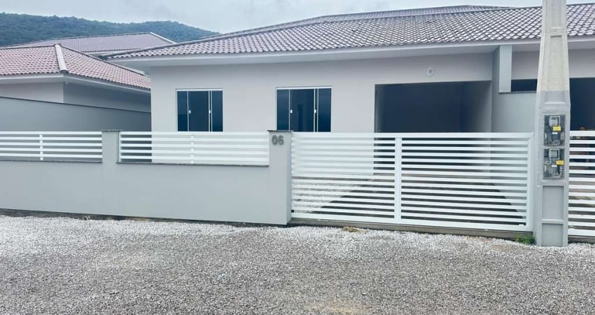 Casa com 2 quartos para alugar em Santa Cruz, Biguaçu 