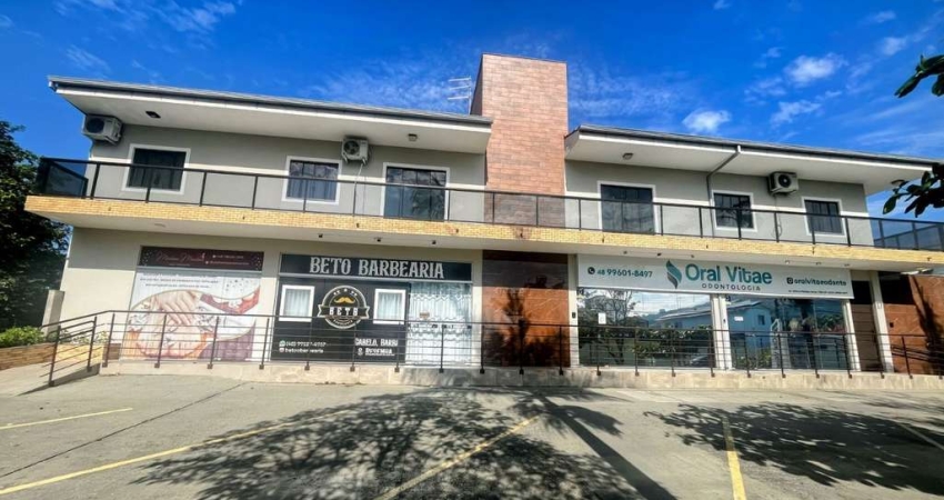 Casa comercial à venda em Rio Caveiras, Biguaçu 