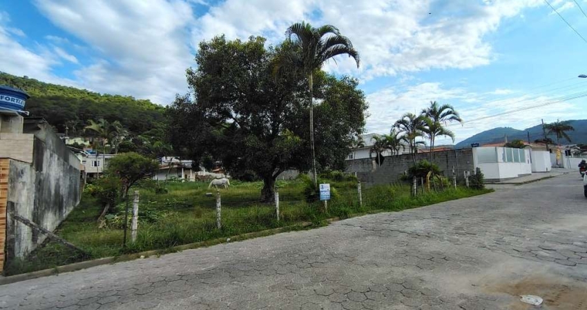 Terreno à venda em Fundos, Biguaçu 