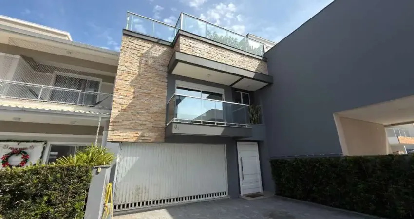 Casa em condomínio fechado com 4 quartos à venda em Deltaville, Biguaçu 