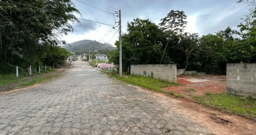 Terreno à venda em Fundos, Biguaçu 