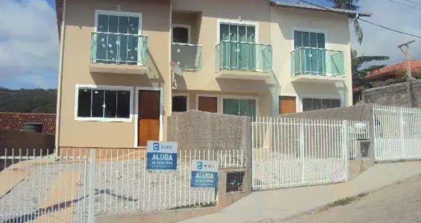 Casa com 2 quartos para alugar no Bom Viver, Biguaçu