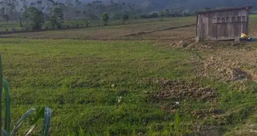 Terreno à venda no Três Riachos, Biguaçu 