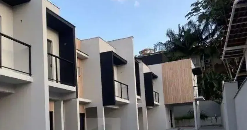 Sobrado geminado para venda em santa catarina joinville-sc