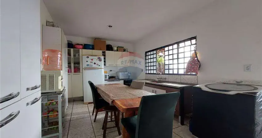 'casa com 3 quartos por 190.000,00 no bairro linda chaib em mogi mirim.
