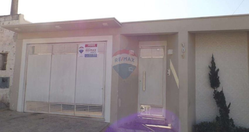 Casa á venda 200m² no conjunto Habitacional Hélio Nicolai