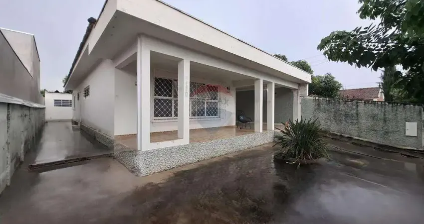 Casa Encantadora à Venda em Águaí, São Paulo