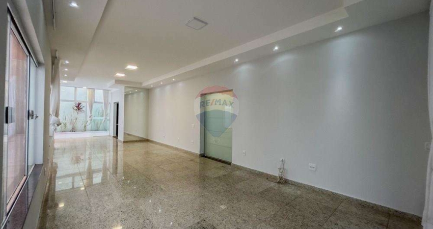 Casa a venda no Condomínio Village da Serra, Mogi Guaçu-SP