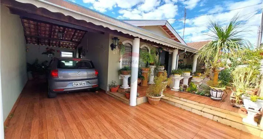 Casa Familiar com Edícula e Área de Churrasco - Jardim Maria Bonati BordignonMogi Mirim - SP