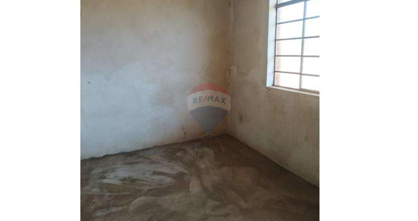 Casa à Venda no Bairro Cubatão !!