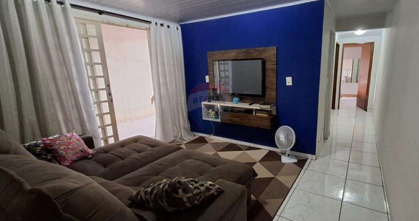Charmosa Casa à Venda em Mogi Mirim - Oportunidade!