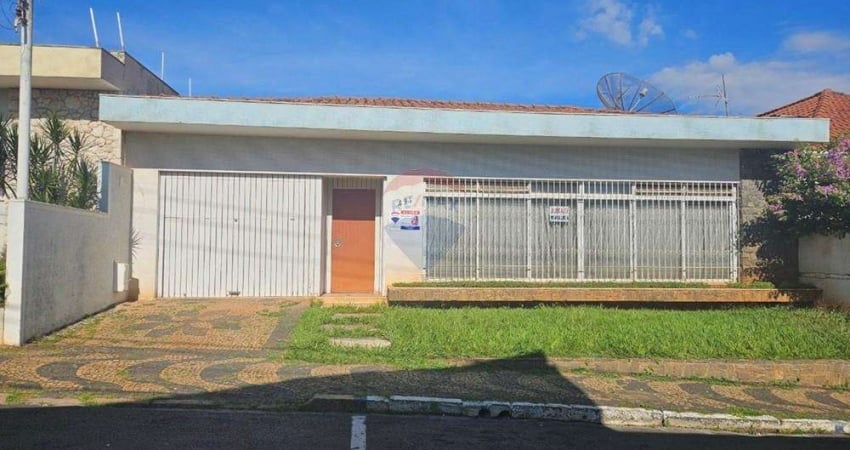 Casa dos Sonhos no Centro de Itapira!