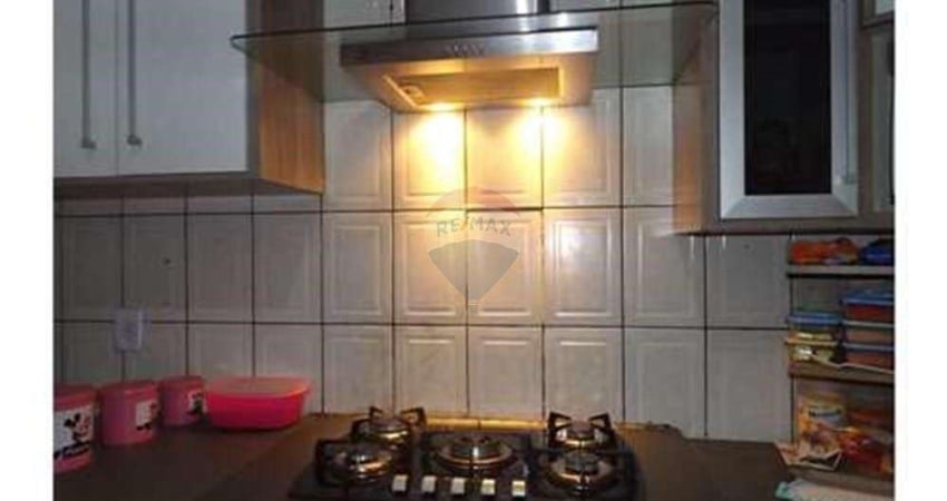 Casa Maravilhosa com 4 Dormitórios, Área Gourmet e Garagem para 3 Carros