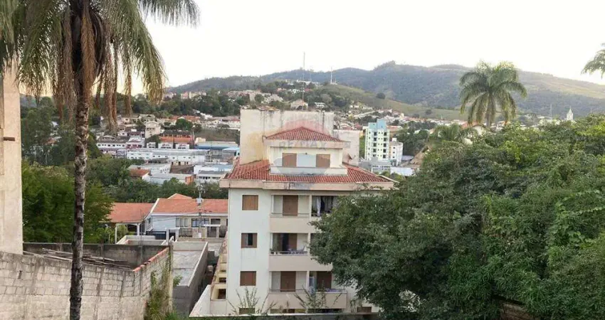 APARTAMENTO ACONCHEGANTE NO CENTRO DE LINDÓIA - S.P. (35) 999619731