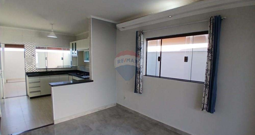 Casa para Locação no Braz Cavenaghi com 2 Dormitórios (1 Suíte), planejados, 1 vaga coberta