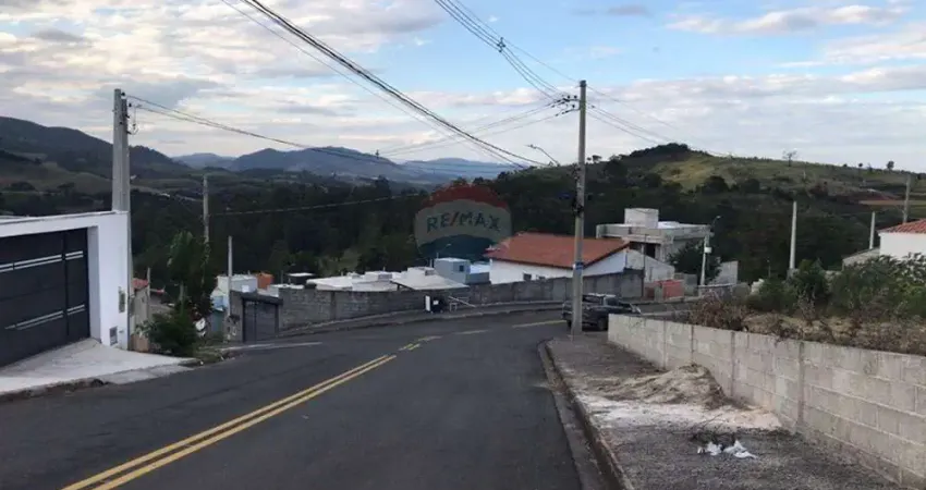 Terreno de 500 m2 a venda em aguas de lindoia com vista para morro pelado , lindíssimo