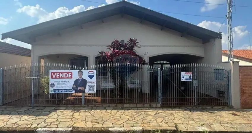 Casa no santa cruz, 2 dormitórios, com edícula, 289m2 construído e 575m2 total, por apenas r$620.000,00