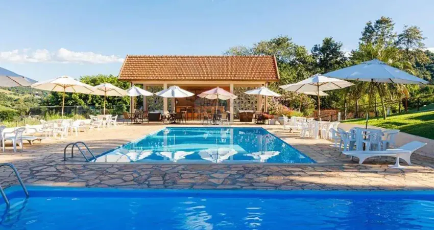 Refúgio exclusivo em serra negra - s.p.  - hotel com 38 chalés em meio a natureza, 45.960 m2 de área total e 3.573 m2 de área construída.