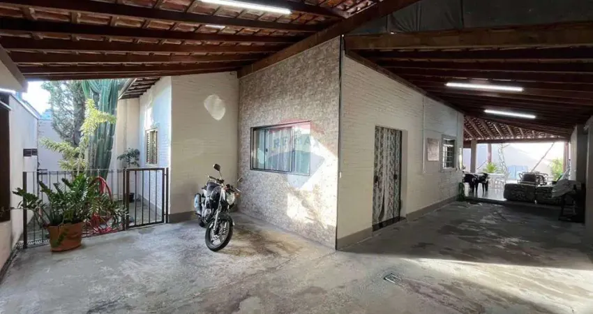 Casa no alto do braz cavenaghi com 3 dormitórios, 3 vagas cobertas, gourmet, 170 m2 construção e terreno de 250 m2