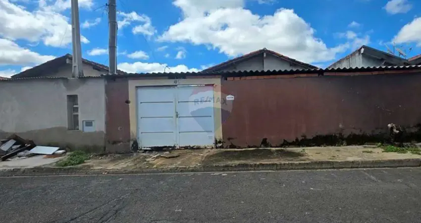 Casa com 3 quartos à venda na Rua Celerino de Brito Cruz, 108, Jardim Santa Terezinha II, Mogi Guaçu
