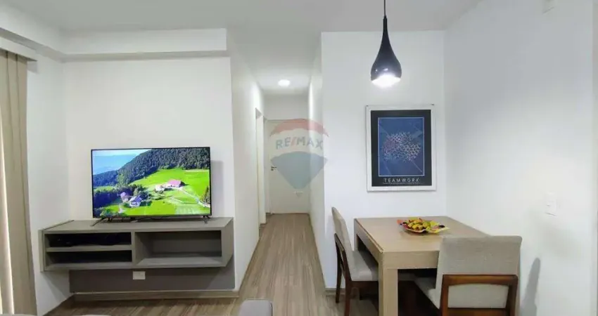 Apartamento à venda no Residencial Manácas, com dois quartos e ar condicionado.