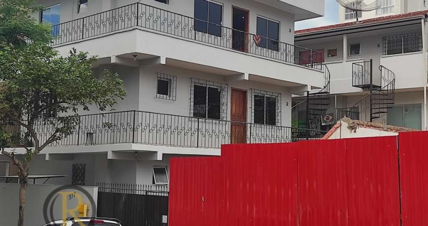 Predinho com 6 apartamentos, todos locados gerando renda no bairro das Nações