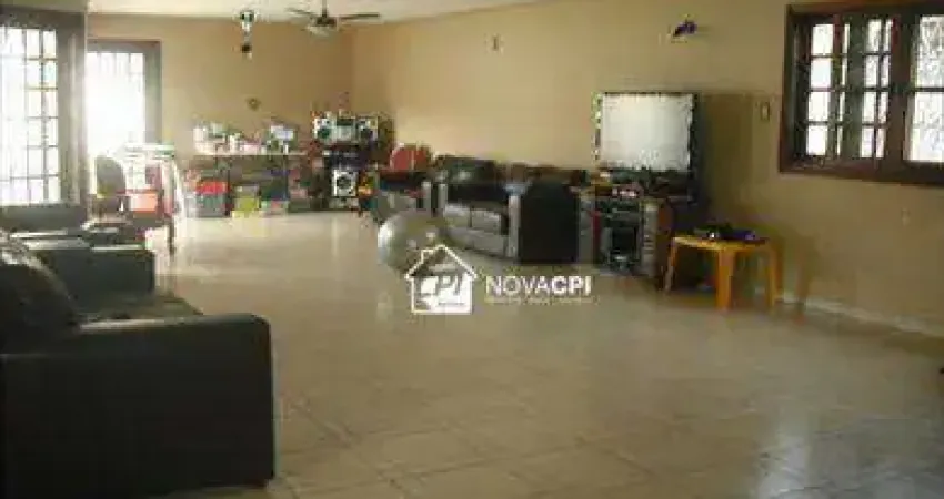 Sobrado à venda, 400 m² por R$ 1.400.000,00 - Canto do Forte - Praia Grande/SP