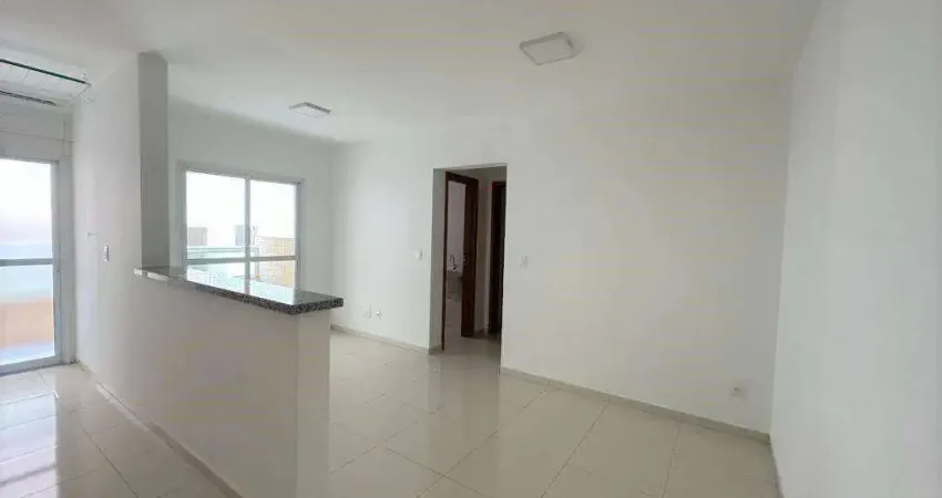 Apartamento com 2 quartos na Guilhermina Praia Grande/SP
