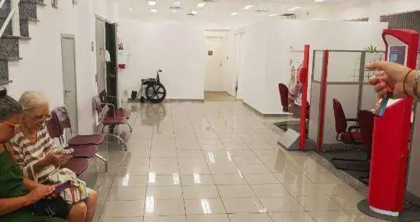 Prédio comercial para locação em Santos