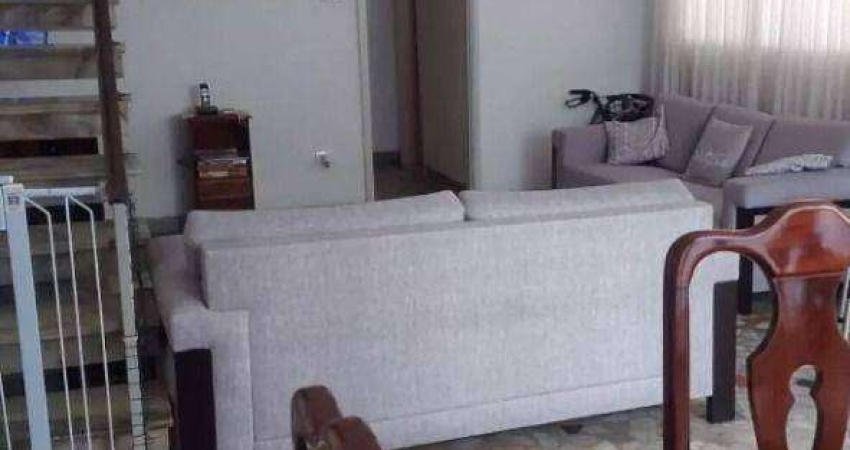 Excelente Sobrado Próximo à Praia - Ideal para Residência ou Comércio!