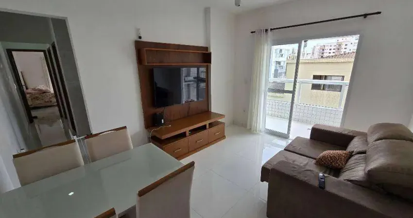 Apartamento SEMIMOBILIADO com 2 quartos no Canto do Forte em Praia Grande/SP
