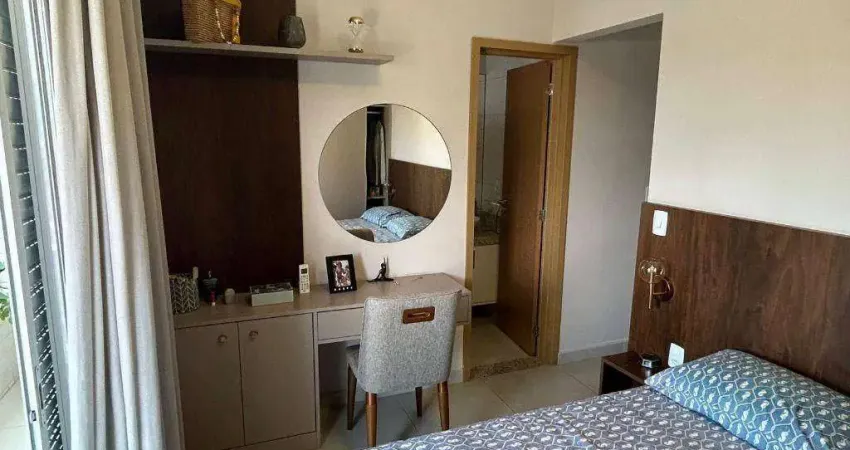 Apartamento PORTEIRA FECHADA com 3 Quartos na Ocian em Praia Grande/SP