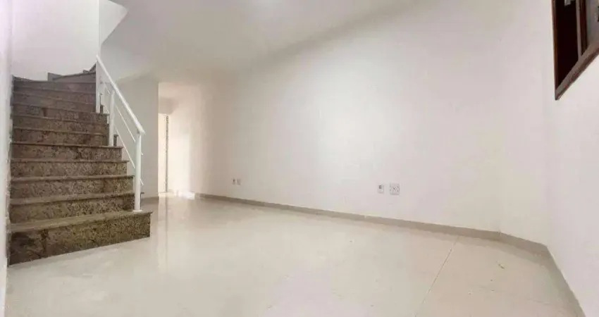 Sobrado com 2 Quartos no Maracanã em Praia Grande/SP