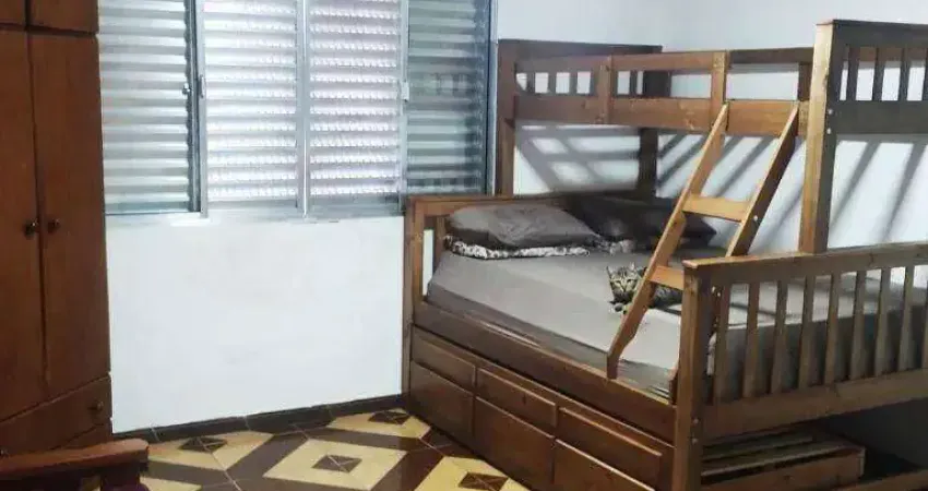 Kitnet mobiliada a 200m da praia no canto do forte – praia grande