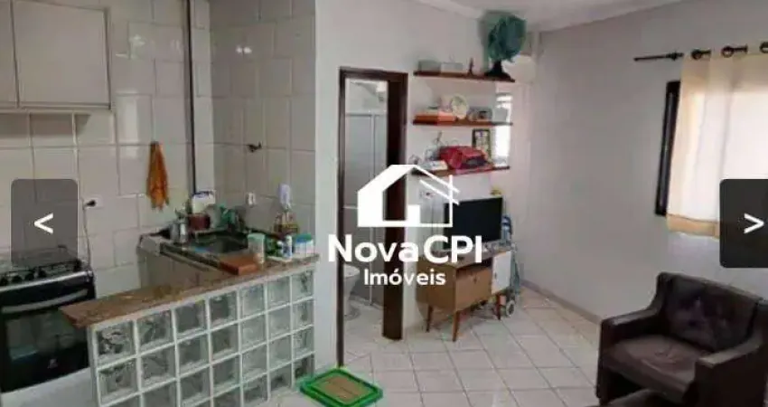 Kitnet à venda na vila tupi – 34m², 1 vaga, andar alto e lazer a 600m da praia