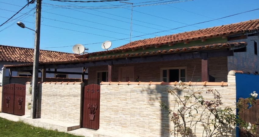 Casa à Venda – Excelente Localização em Unamar!