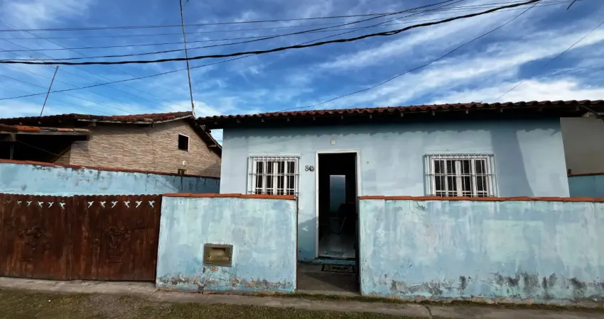 Oportunidade no condomínio das oliveiras – vista alegre, unamar!  excelente casa em rua fechada tipo condomínio, com ótima localização, próxima ao supermercado e a todo o comércio local.