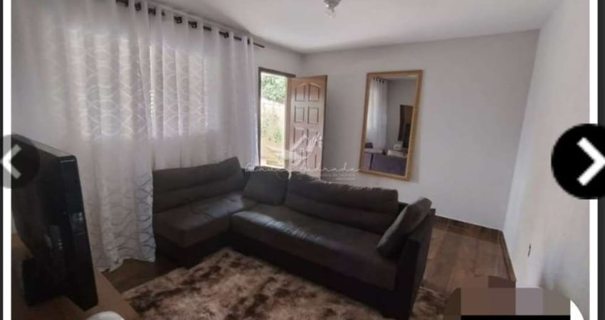 Casa à venda na cidade de Campo limpo Paulista/Sp - 2 quartos sendo1 suíte, 2 salas, 1 banheiro, 2 vagas de garagem - Oportunidade única!