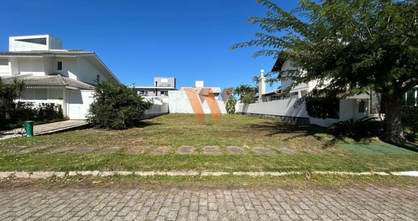 Terreno com 480m² em Jurerê Internacional, Florianópolis/SC