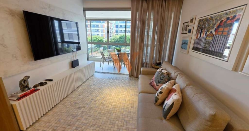 APARTAMENTO  com 3 SUÍTES para ALUGUEL ANUAL em JURERÊ - FLORIANÓPOLIS/SC!