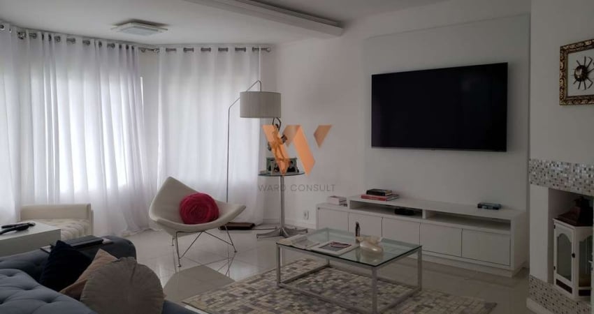 LINDA CASA com 273 m² para  ALUGUEL ANUAL em JURERÊ INTERNACIONAL