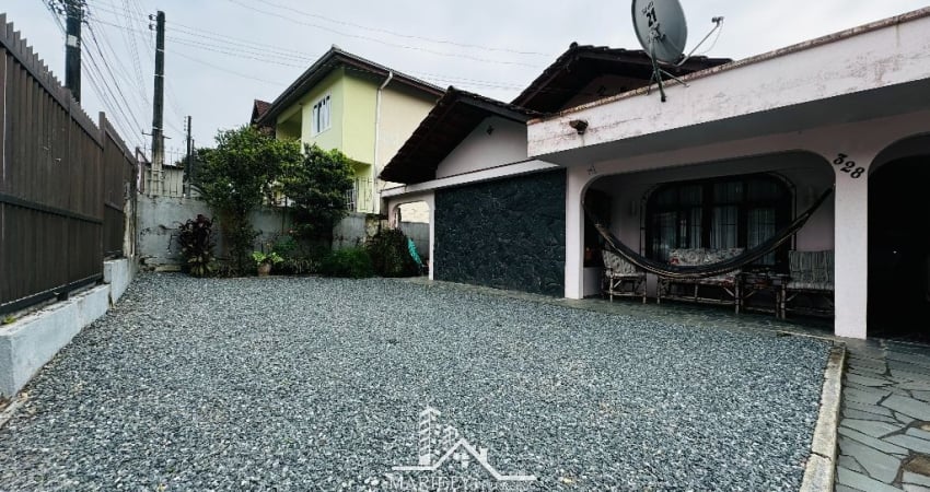 Casa com 4 quartos à venda no Floresta, Joinville 