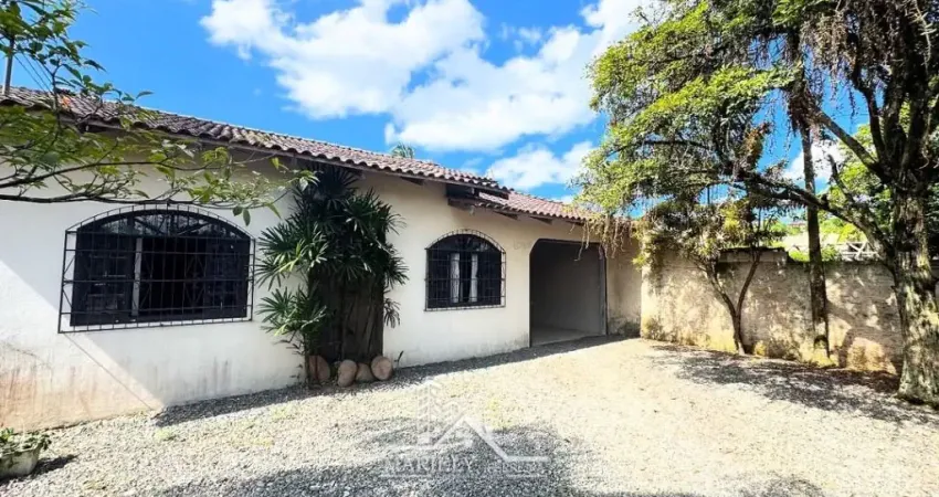 Casa com 3 quartos à venda no Petrópolis, Joinville 