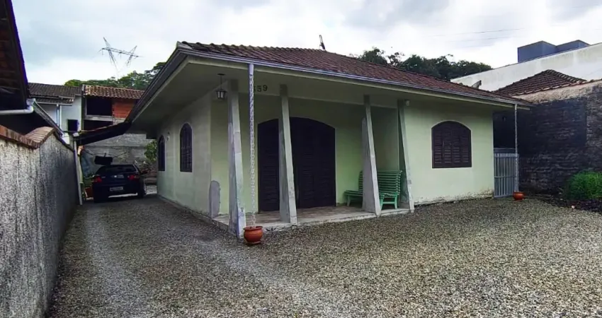 Casa com 2 quartos à venda na Vila Nova, Joinville 