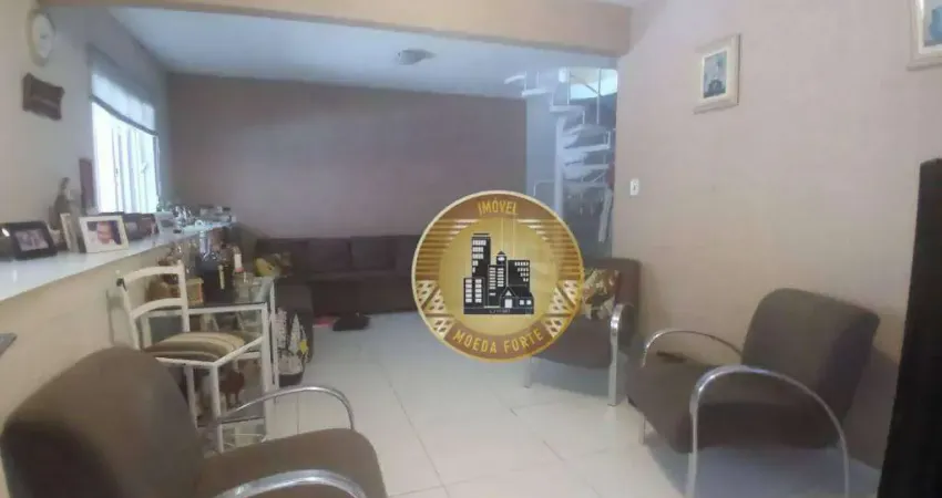 Sobrado com 3 dormitórios à venda, 195 m² por R$ 695.000,00 - Assunção - São Bernardo do Campo/SP